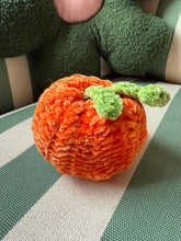 Load image into Gallery viewer, Baby orange 🎃
